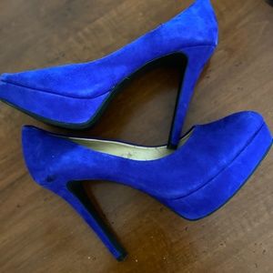 Gianni Bini blue heels